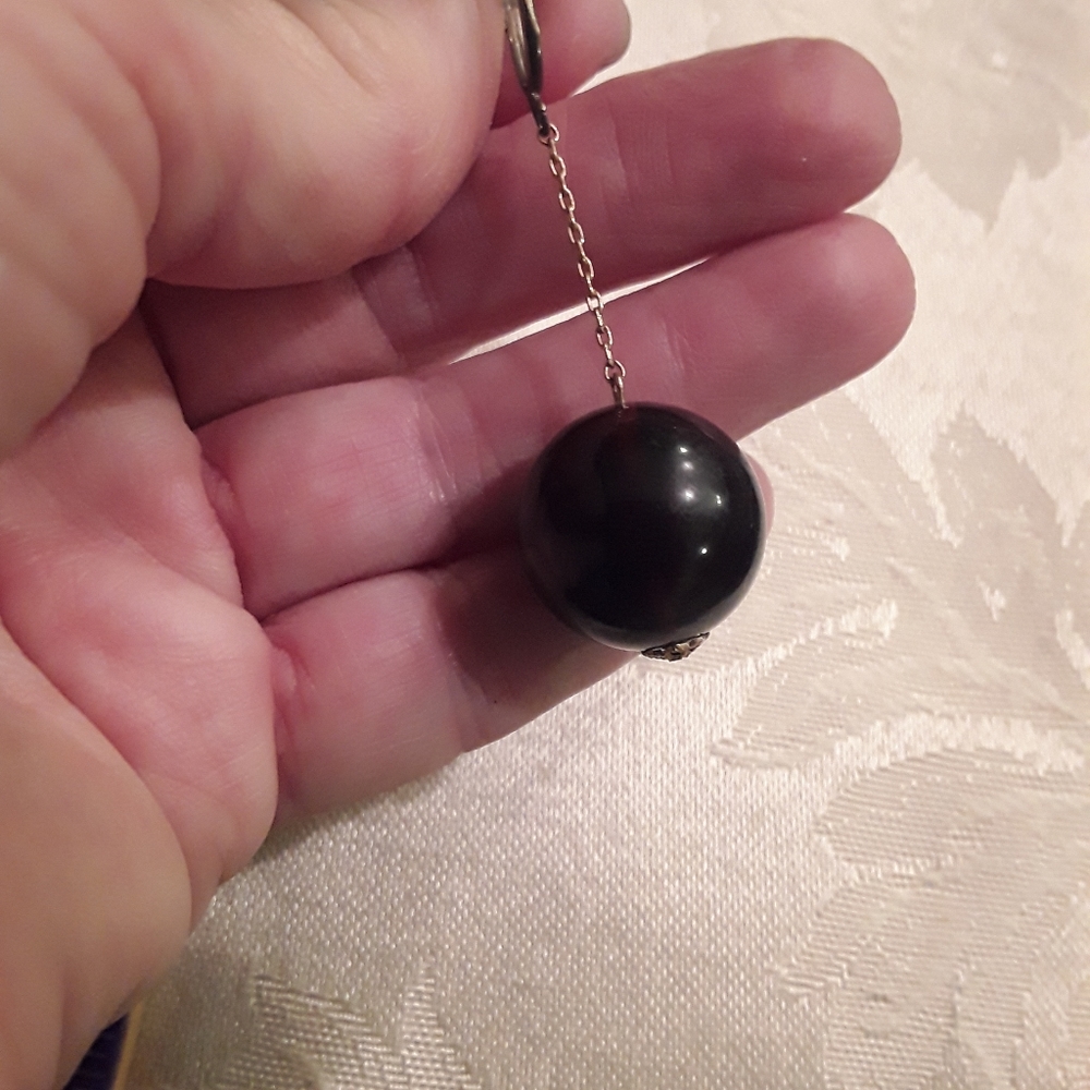 3/$10 Vintage disco ball and chain screw back earrings - Picture 2 of 3